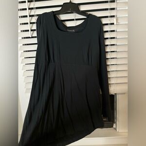 NEW w/o tags - Black long sleeve tunic shirt by Merrell.